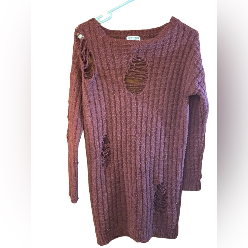 Fashion Nova Woman’s Stylish Sweater